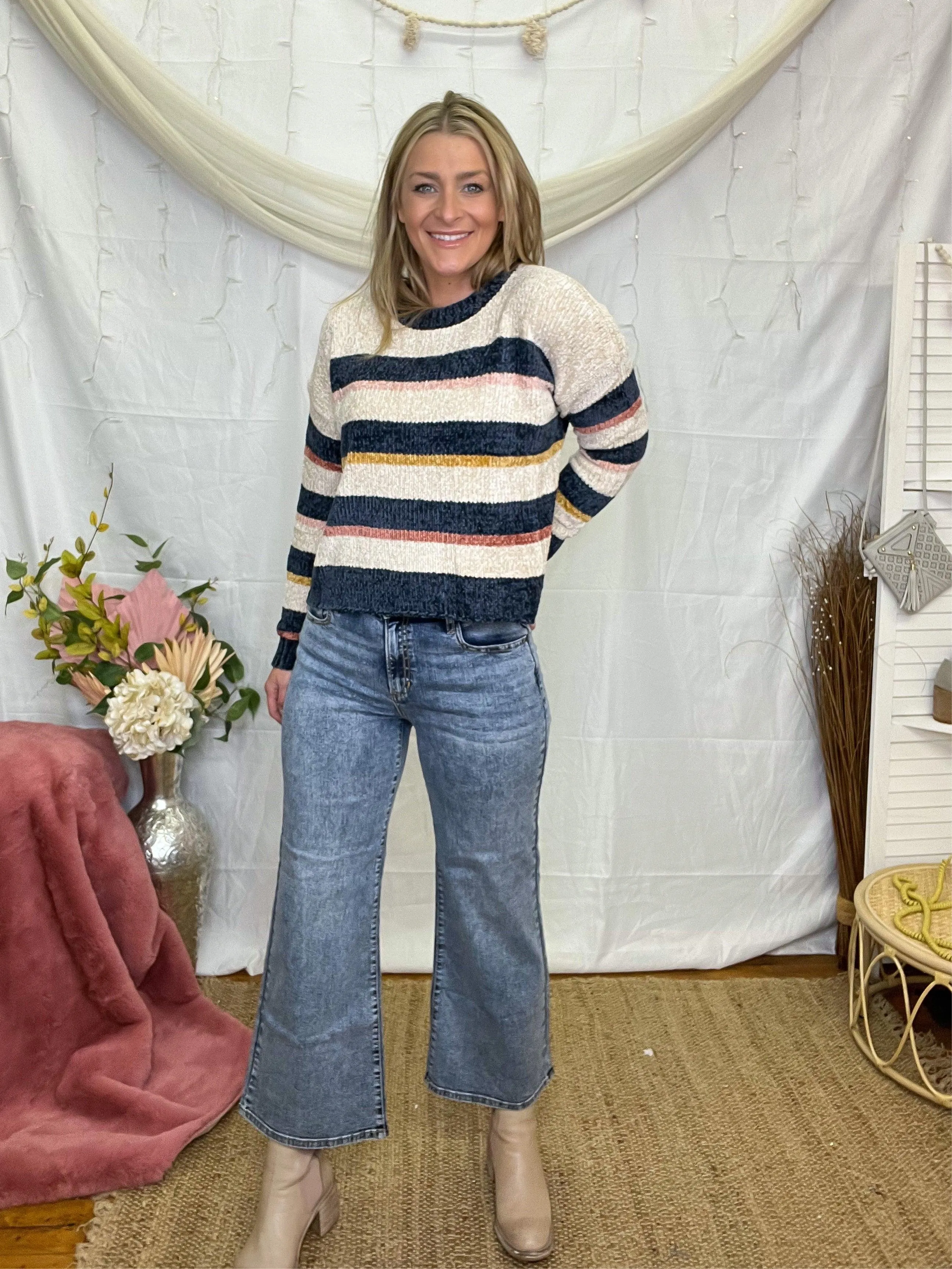 High Waist Wide Leg Ankle Jeans