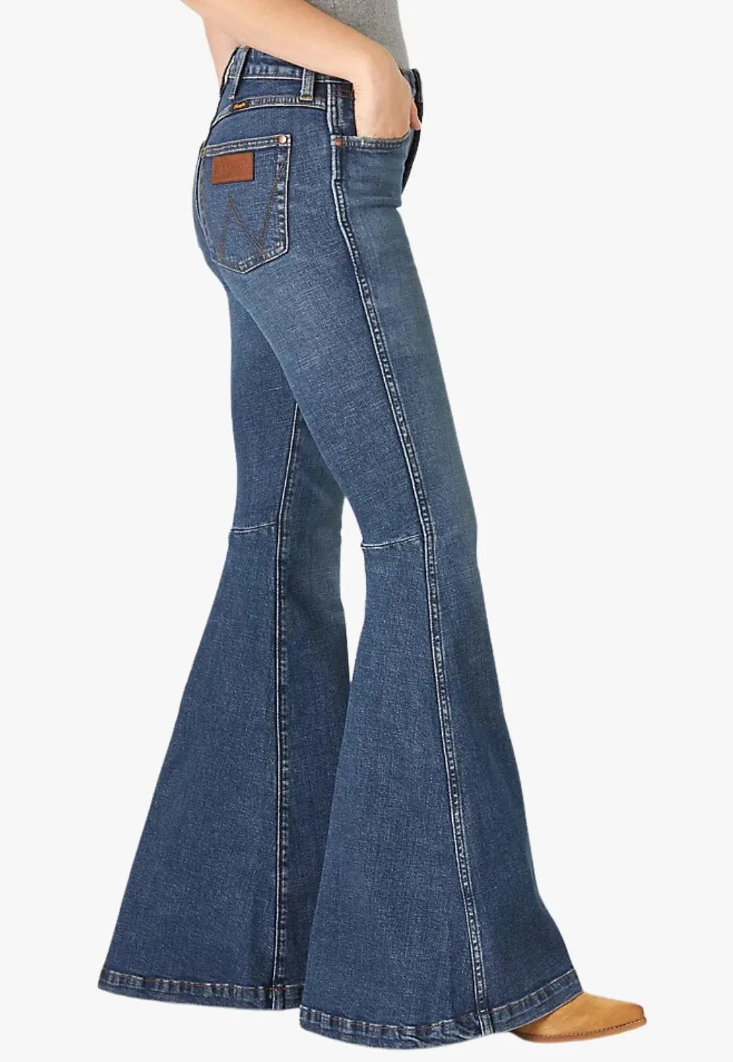 Wrangler Womens Retro High Rise Green Trumpet Flare Jean